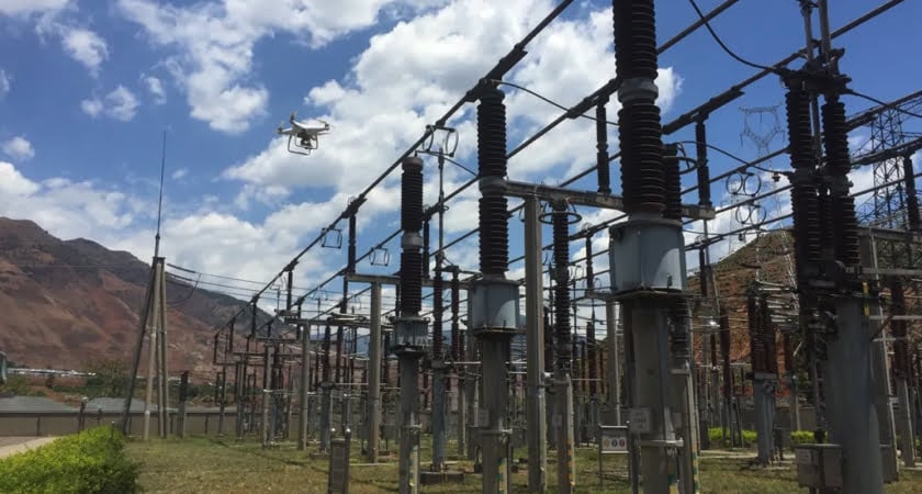 Inspekcja podstacji elektrycznej za pomocą drona dji phantom 4 rtk